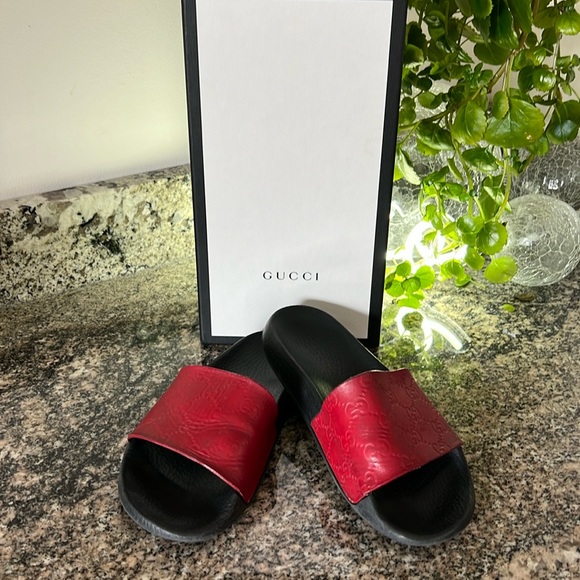 Gucci Guccissima Red Slides - Picture 2 of 7